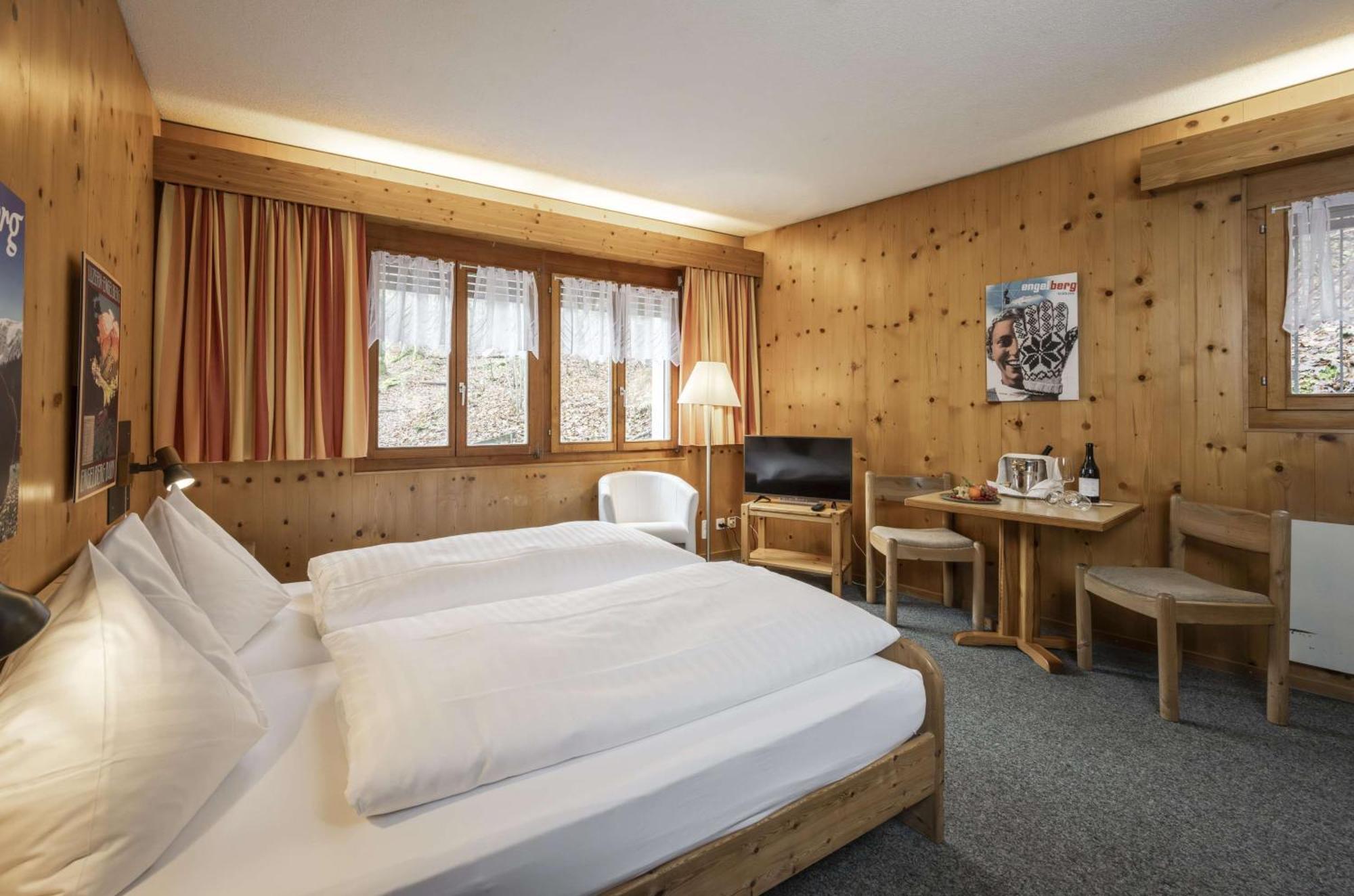 Hotel Restaurant Baenklialp Engelberg Kültér fotó